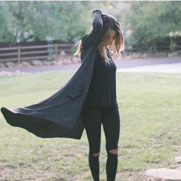 🆕O/S JOAH BROWN ETOILE SALT & PEPPER OVERSIZED CARDIGAN RIBBED BLACK & WHITE - Picture 10 of 16